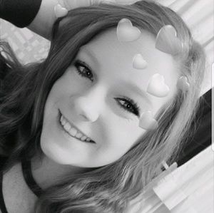 Meet your Posher, Breanna